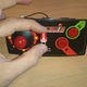 Imagen para el artículo titulado Cómo construir una mini recreativa portátil con la Raspberry Pi 2